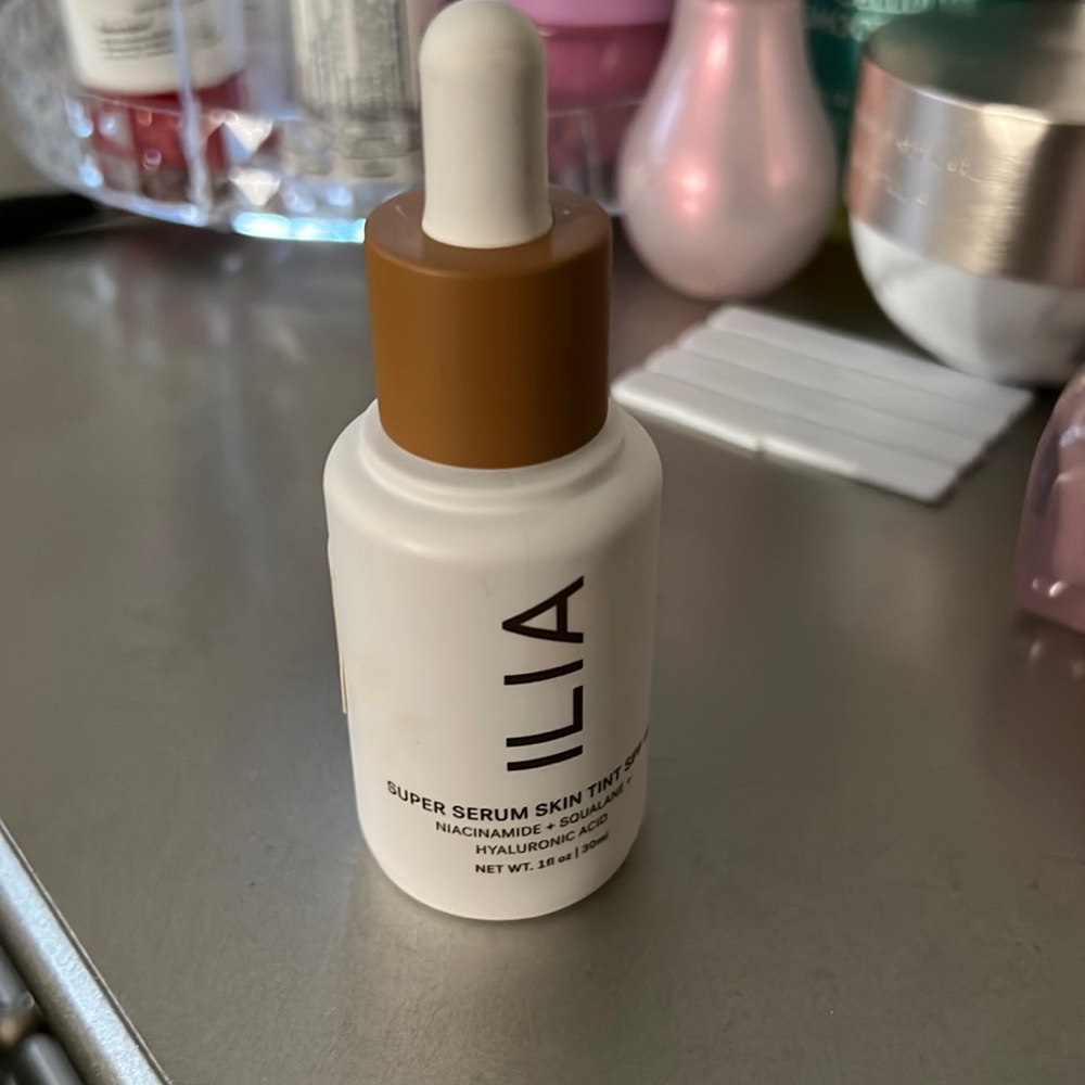 Ilia skin tint foundation in shade ST 11.5